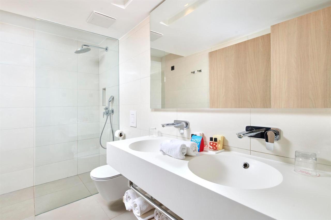 Hotel Park Plava Laguna Porec Bagian luar foto