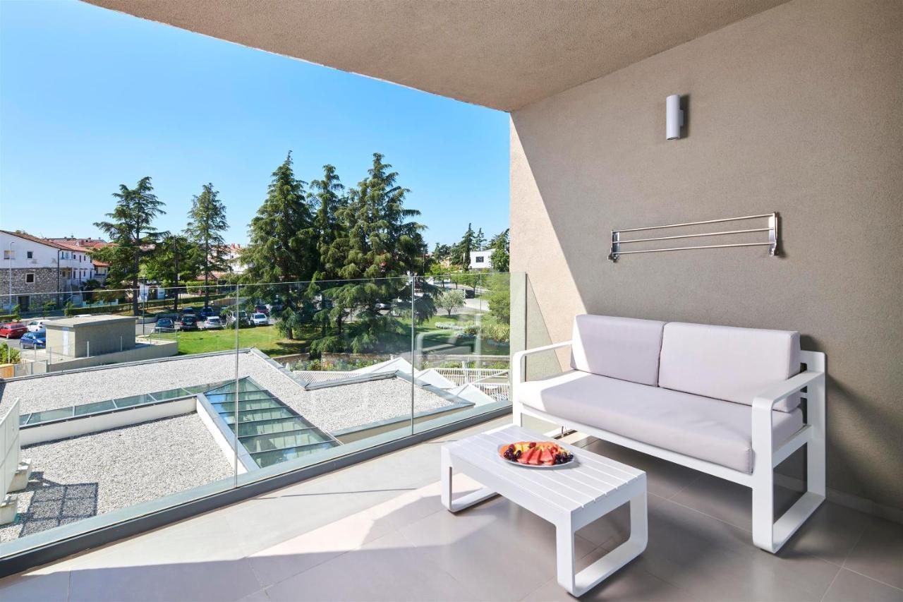 Hotel Park Plava Laguna Porec Bagian luar foto