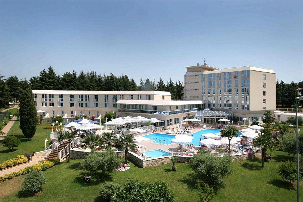 Hotel Park Plava Laguna Porec Bagian luar foto