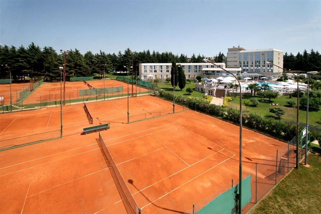Hotel Park Plava Laguna Porec Bagian luar foto