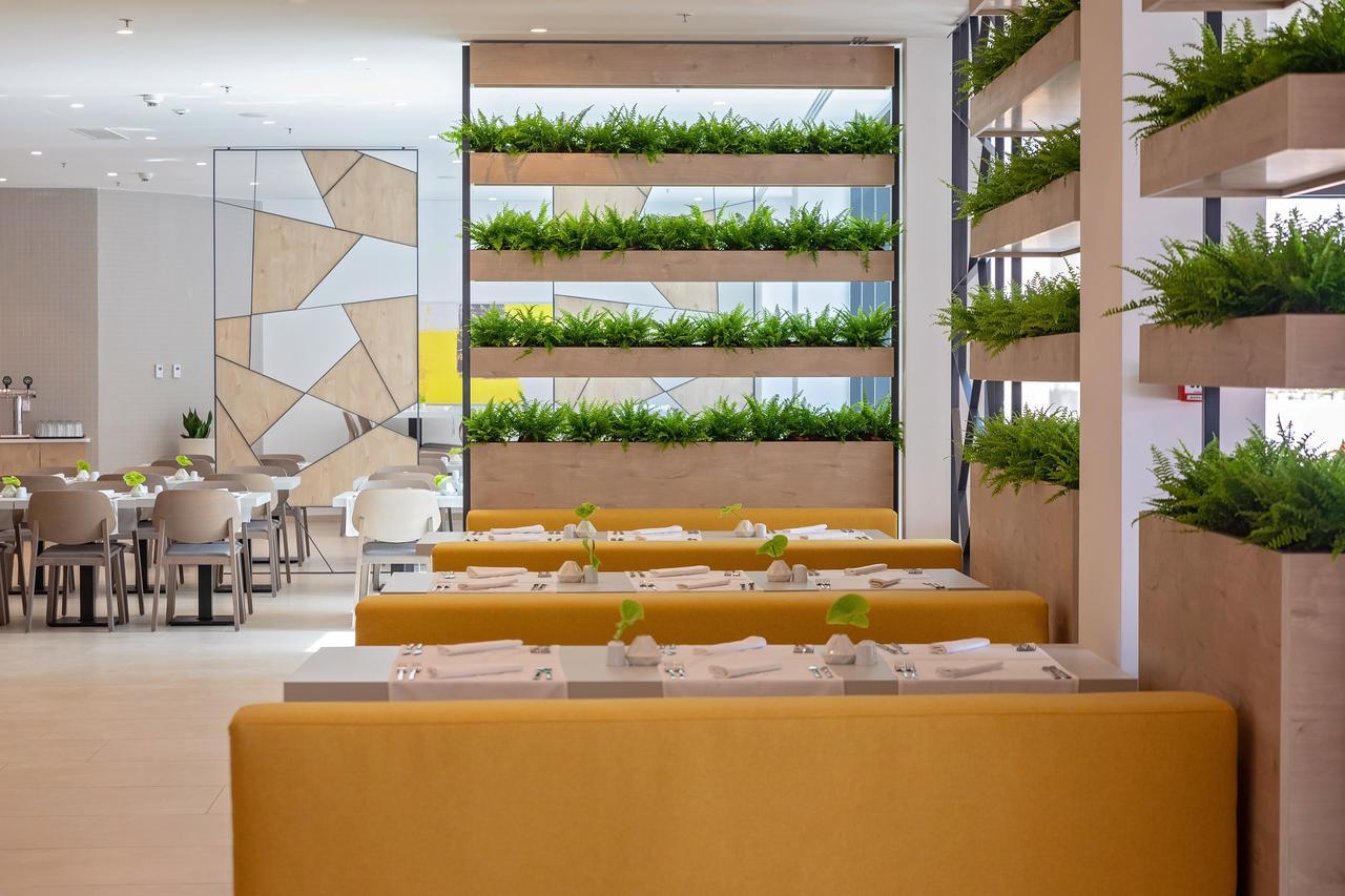 Hotel Park Plava Laguna Porec Bagian luar foto