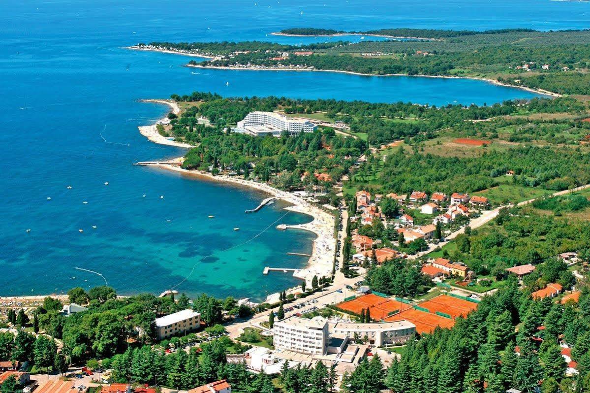 Hotel Park Plava Laguna Porec Bagian luar foto